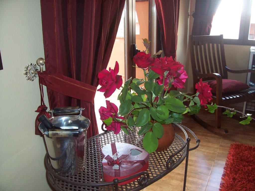 Laurel De La Reina Bed & Breakfast - Boutique La Zubia  Exteriör bild