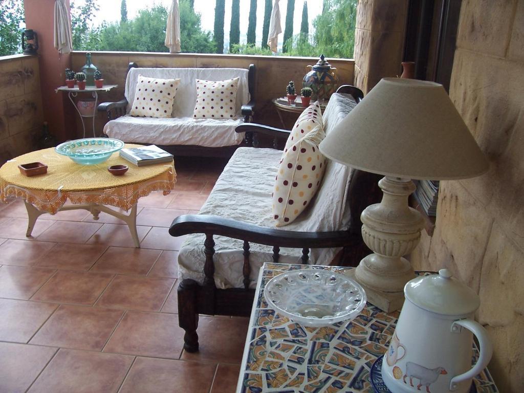 Laurel De La Reina Bed & Breakfast - Boutique La Zubia  Exteriör bild
