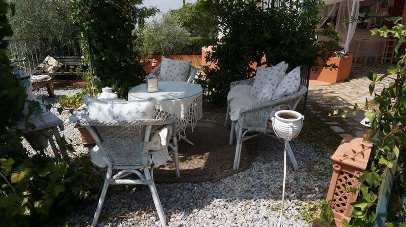 Laurel De La Reina Bed & Breakfast - Boutique La Zubia  Rum bild