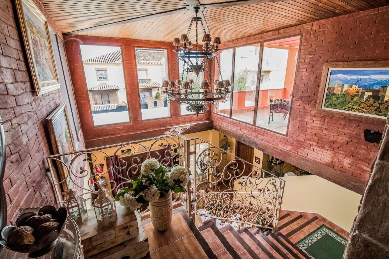 Laurel De La Reina Bed & Breakfast - Boutique La Zubia  Exteriör bild