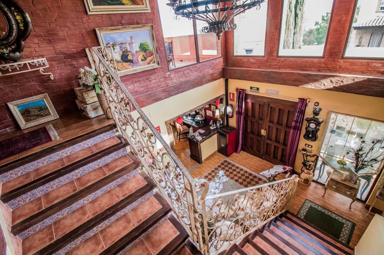 Laurel De La Reina Bed & Breakfast - Boutique La Zubia  Exteriör bild