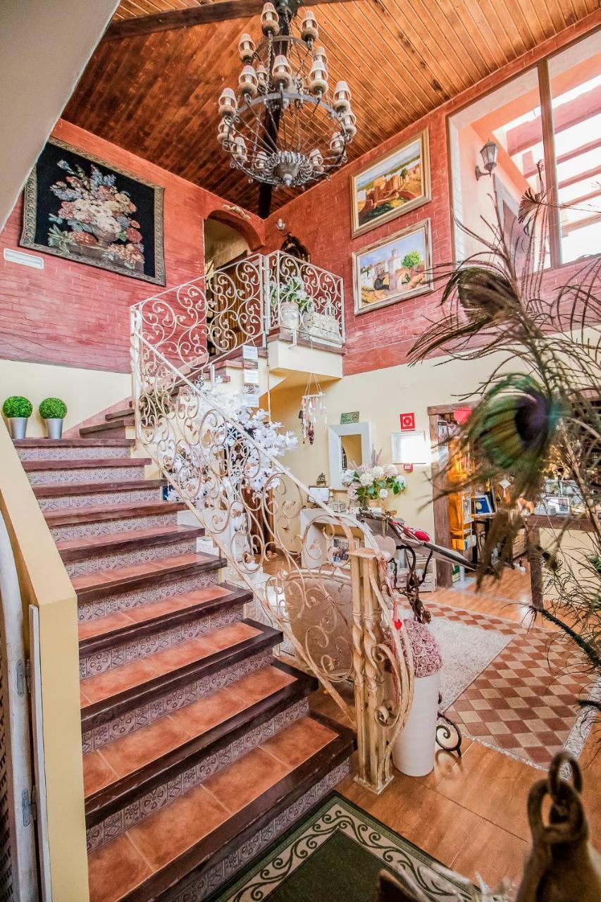 Laurel De La Reina Bed & Breakfast - Boutique La Zubia  Exteriör bild